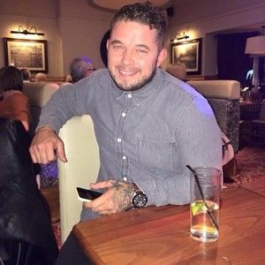 Meet your Posher, Andrew